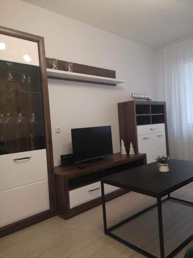 Parko Apartamentai ปาเนเวชิส ภายนอก รูปภาพ