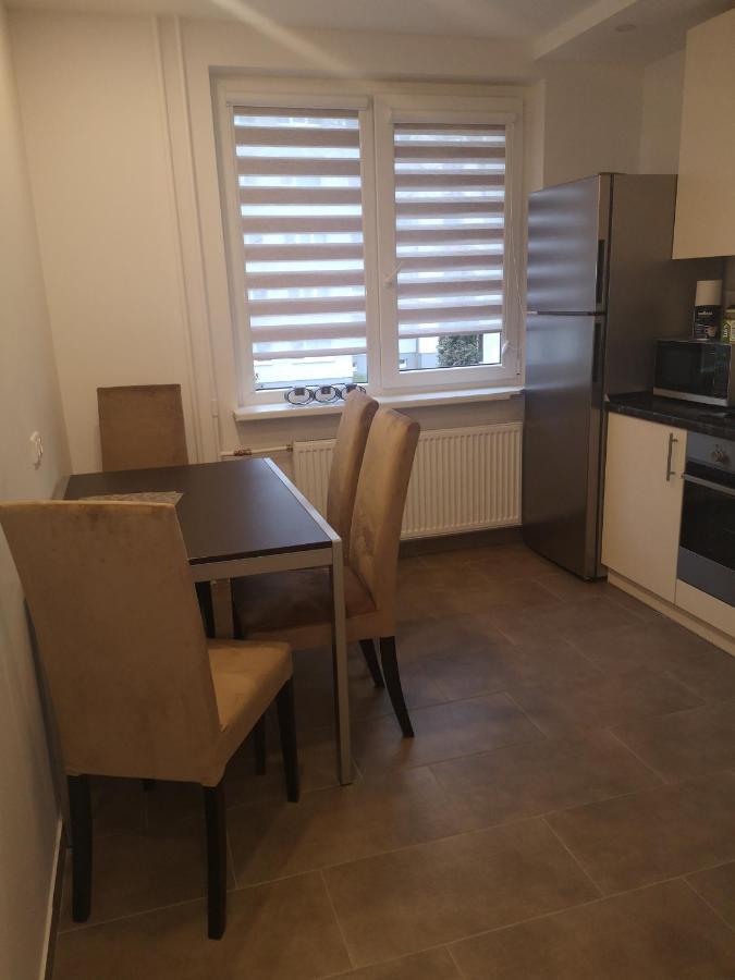 Parko Apartamentai ปาเนเวชิส ภายนอก รูปภาพ